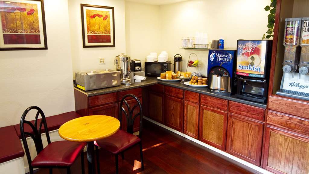 Magnuson Hotel Virginia Beach Restoran fotoğraf